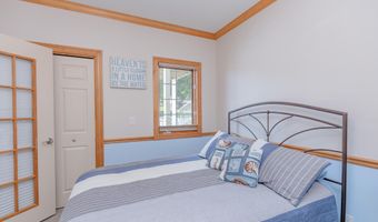 14 Iowa St. B2, Arnolds Park, IA 51331
