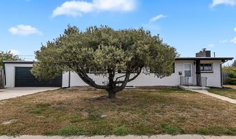 3117 DOUGLAS St, Cheyenne, WY 82009