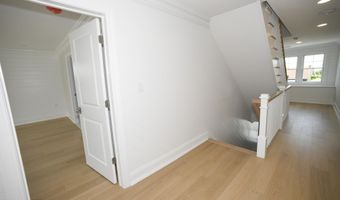 674 Lake Ave, Bay Head, NJ 08742