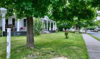 192 Clay St, Alderson, WV 24910
