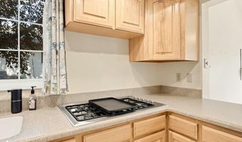 1701 Commodore Dr, Anchorage, AK 99507