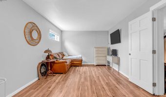 65 N Island Rd, Bayville, NJ 08721