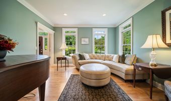 3 Baldwin Ln, Bedford, NH 03110