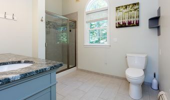 2 Rockwood Ave, Bar Harbor, ME 04609