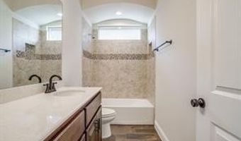 225 Palmerston Dr, Aledo, TX 76008