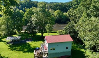 560 S Emerald Isle, Alderson, WV 24910