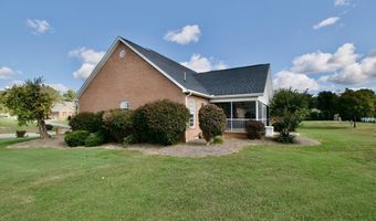 977 Southwick Dr, Alcoa, TN 37701