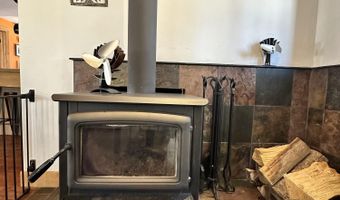 185 STOOR Dr, Alpine, WY 83128