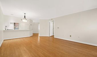 6940 FAIRFAX Dr 200, Arlington, VA 22213