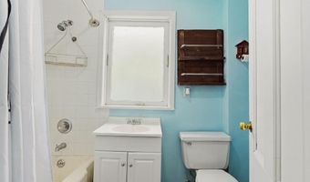 878-880 BROADWAY, Bayonne, NJ 07002