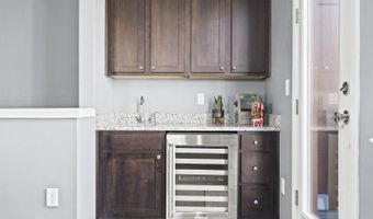 120 CAMBRIA Walk, Alexandria, VA 22304