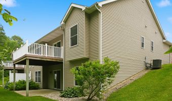 517 Williamson Cir, Angola, IN 46703