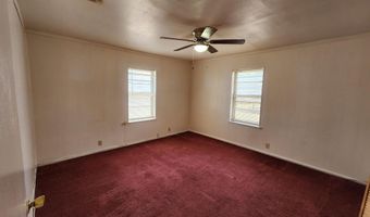 808 13th St, Abernathy, TX 79311