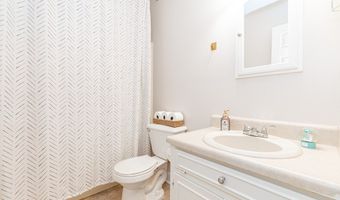 2518 Kenilworth Dr, Albany, GA 31707