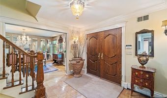 2 Canterbury Ct, Alpine, NJ 07620