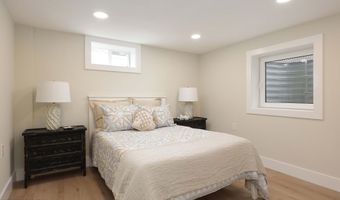 539 Mizzen Ave, Beachwood, NJ 08722
