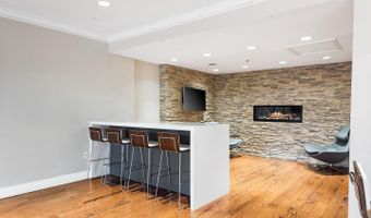 60 S VAN DORN St 507, Alexandria, VA 22304