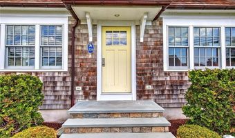228 Bonnet Point Rd, Narragansett, RI 02882