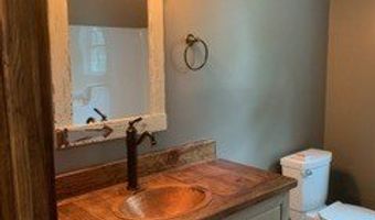 31 Joseph Ln, Colchester, CT 06415