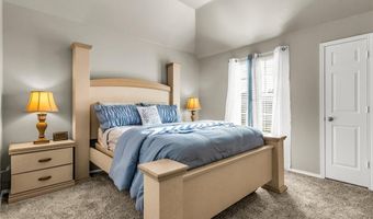 5733 Green Hollow Ln, The Colony, TX 75056