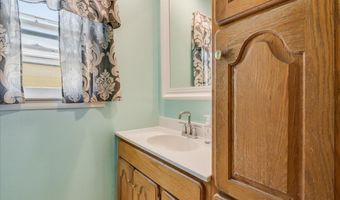 1958 NEWTON Dr, Cheyenne, WY 82001