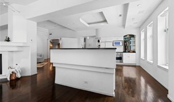 1940 Blake St 300, Denver, CO 80202