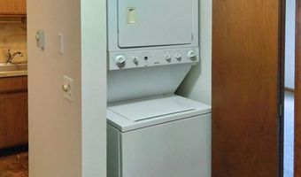 371 Emmett St APT 6, Bristol, CT 06010