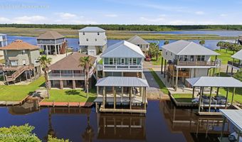 4062 Devon St, Bay St. Louis, MS 39520