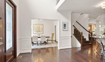 8701 BRADMOOR Dr, Bethesda, MD 20817