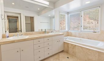 27615 Alps Ln, Escondido, CA 92026
