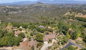 28410 Faircrest Way, Escondido, CA 92026