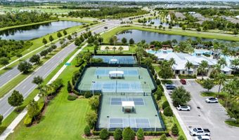 5829 SILVER SUN Dr, Apollo Beach, FL 33572
