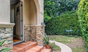 7122 De Longpre /7124, Los Angeles, CA 90046