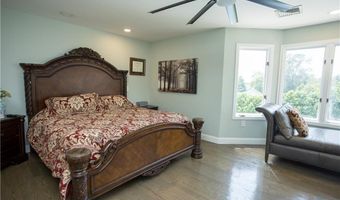 9 Katelan Ct, Cranston, RI 02921
