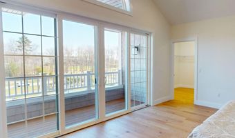 4 Longview Dr 404, Atkinson, NH 03811