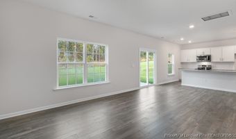1079 Misty Creek Dr, Aberdeen, NC 28315