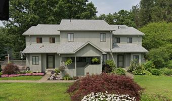 7735 Country Club Rd, Athens, OH 45701