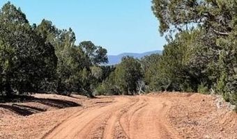 918 Wolf Rd, Ash Fork, AZ 86320