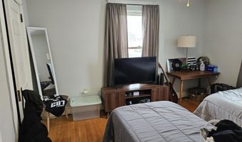 12 Fourteenth St, Bangor, ME 04401