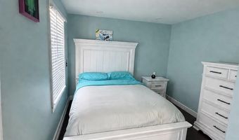 13 W Park Ave W, Avenel, NJ 07001