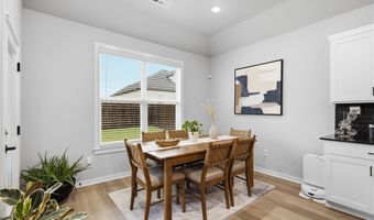 5905 Chiefs Ave, Bentonville, AR 72713
