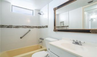 3030 Marcos Dr T-412, Aventura, FL 33160