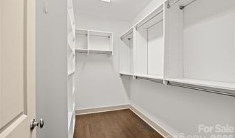 2530 Bay St, Charlotte, NC 28205