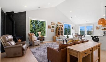 260 BALD EAGLE Rd, Ariel, WA 98603