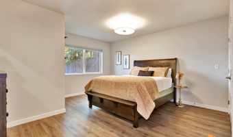 2000 Solstice Cir, Anchorage, AK 99503
