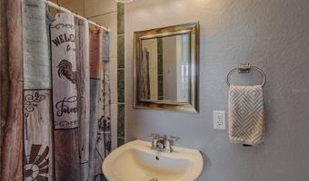 1325 NIATROSS St, Astor, FL 32102