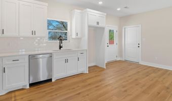 921 Banner St, Benton, AR 72015