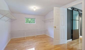 352 Log Cabin Rd, Arundel, ME 04046
