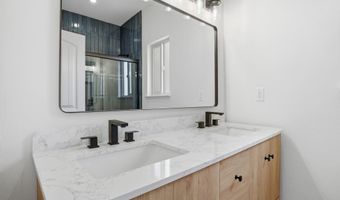 2011 Dolphin Dr, Aptos, CA 95003