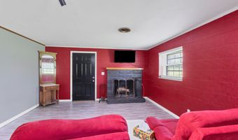 898 W Cunningham St, Alcoa, TN 37701